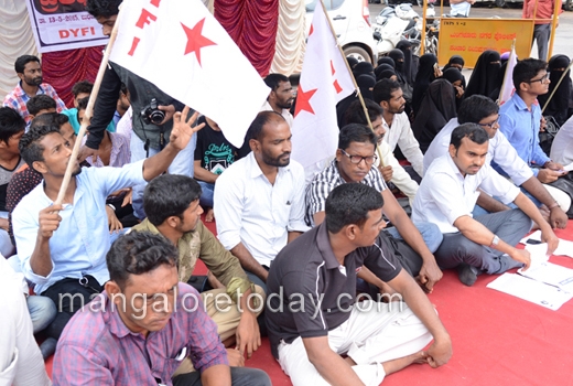 dyfi protest 1